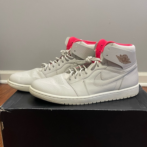 AIR JORDAN 1 RETRO HIGH NOUV Mens - Picture 3 of 7